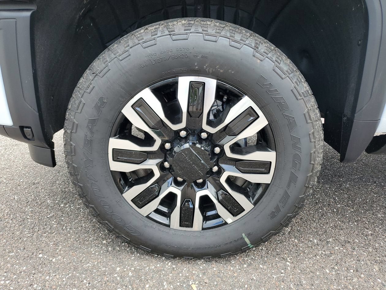 New 2026 GMC Sierra 3500 Denali Ultimate AWD/4WD image 6