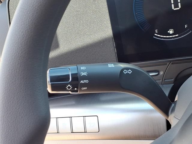 New 2027 Hyundai Kona SE FWD image 27