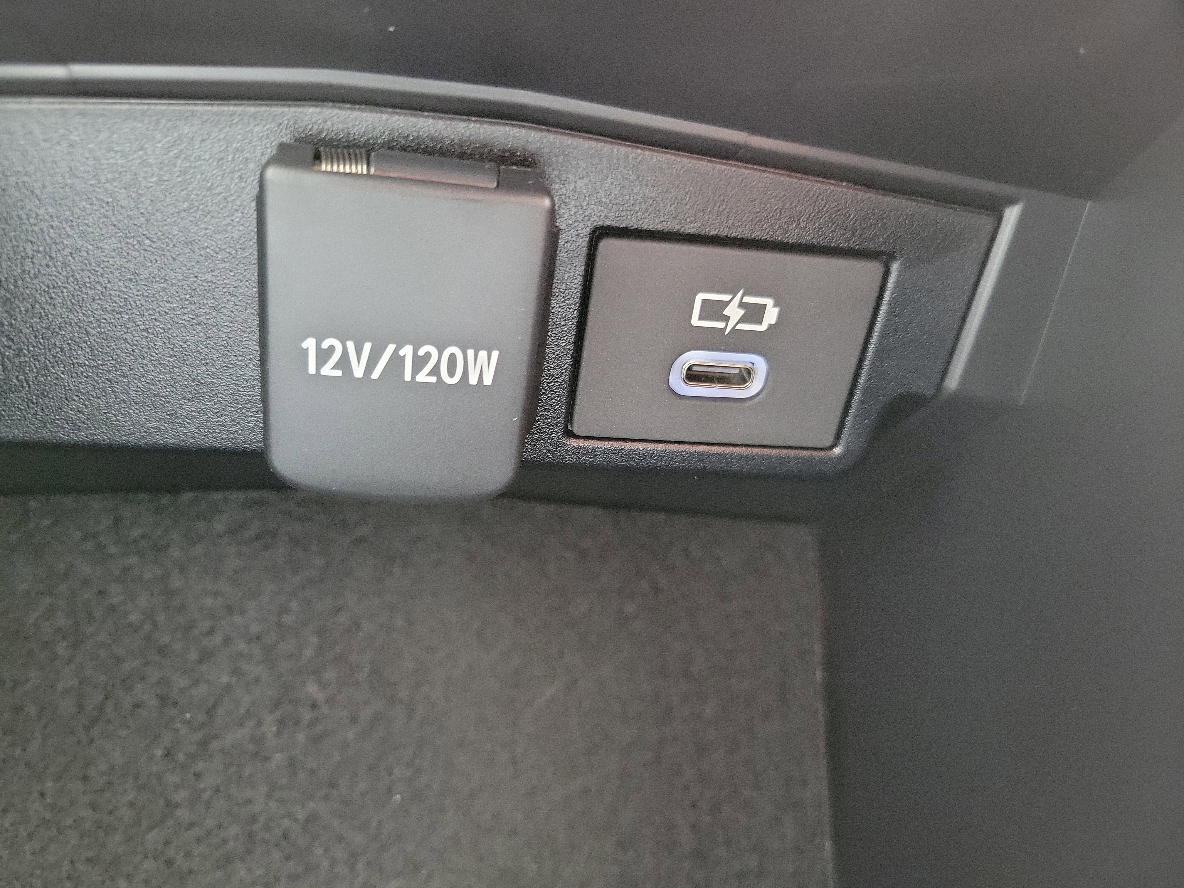 New 2026 Toyota Corolla Cross L image 32