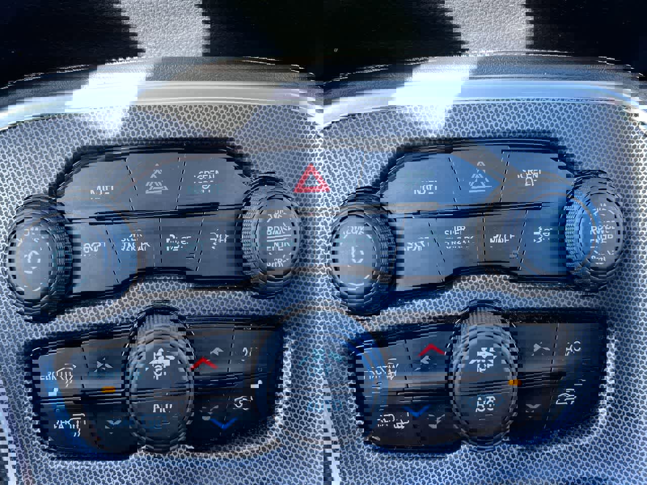 Used 2017 Dodge Challenger GT w/ Premium Sound Group image 26