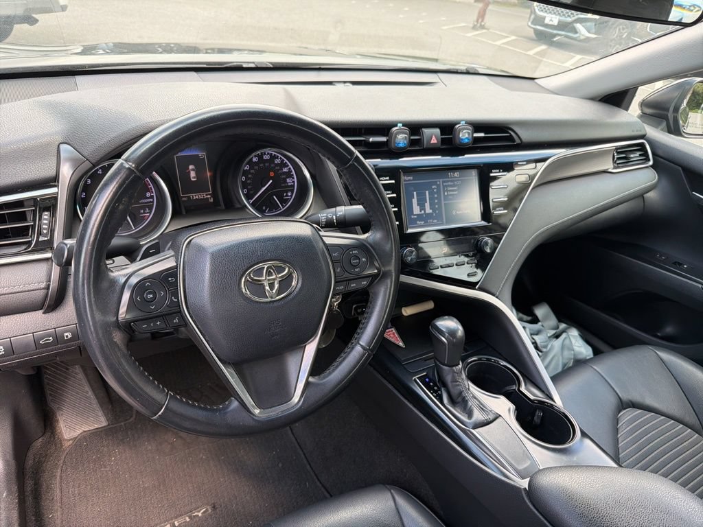Used 2018 Toyota Camry SE FWD image 8