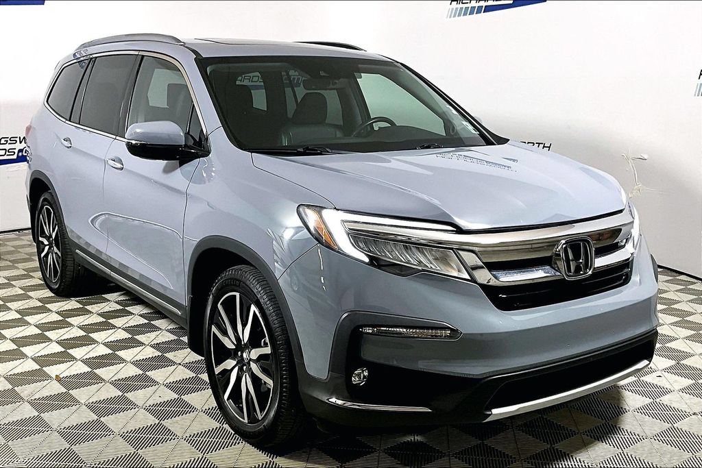 Used 2022 Honda Pilot Touring image 3
