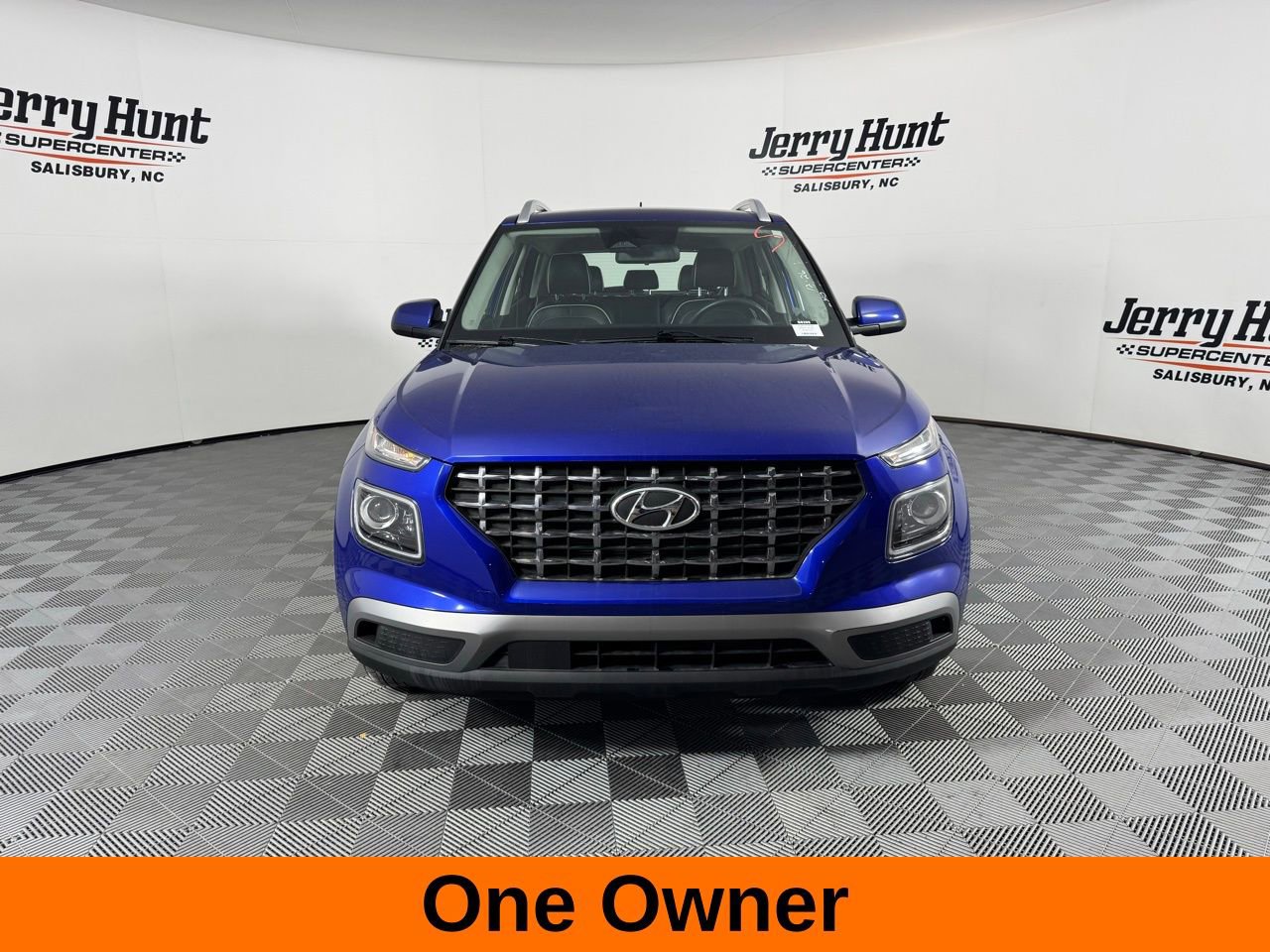 Used 2024 Hyundai Venue Limited image 5