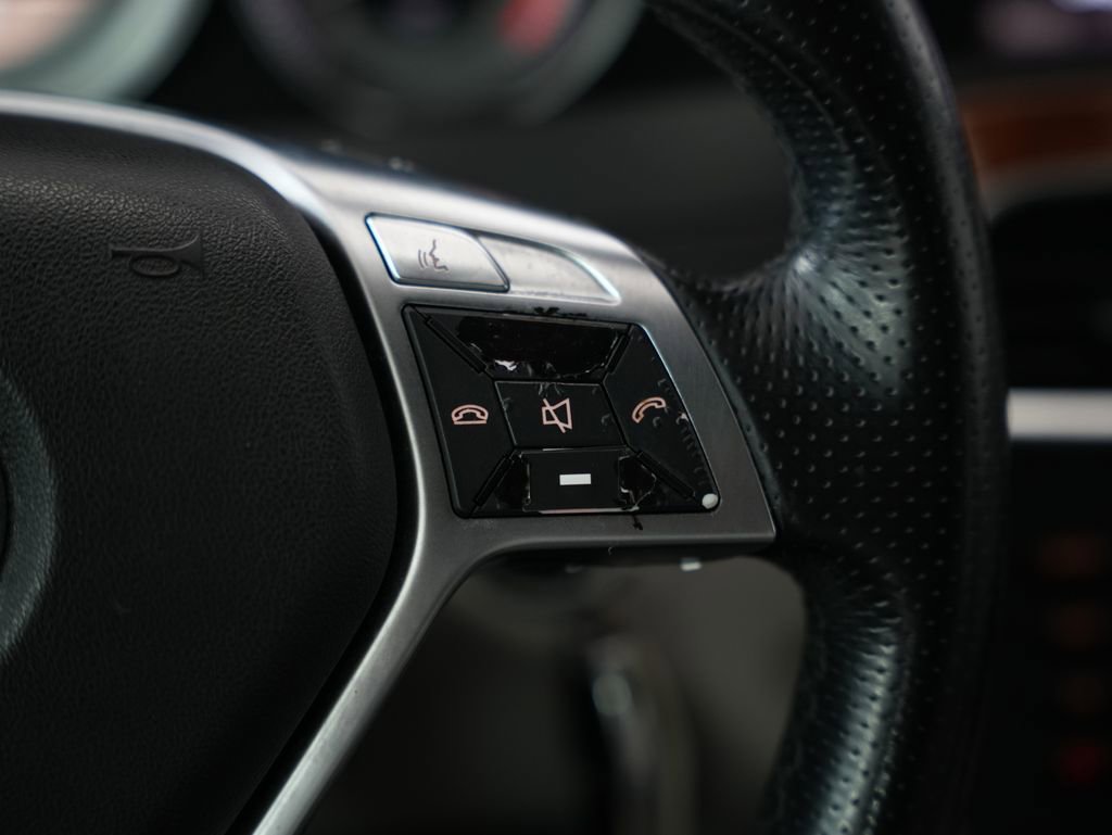 Used 2012 Mercedes-Benz C 300 4MATIC Sedan w/ Premium 1 Pkg image 13