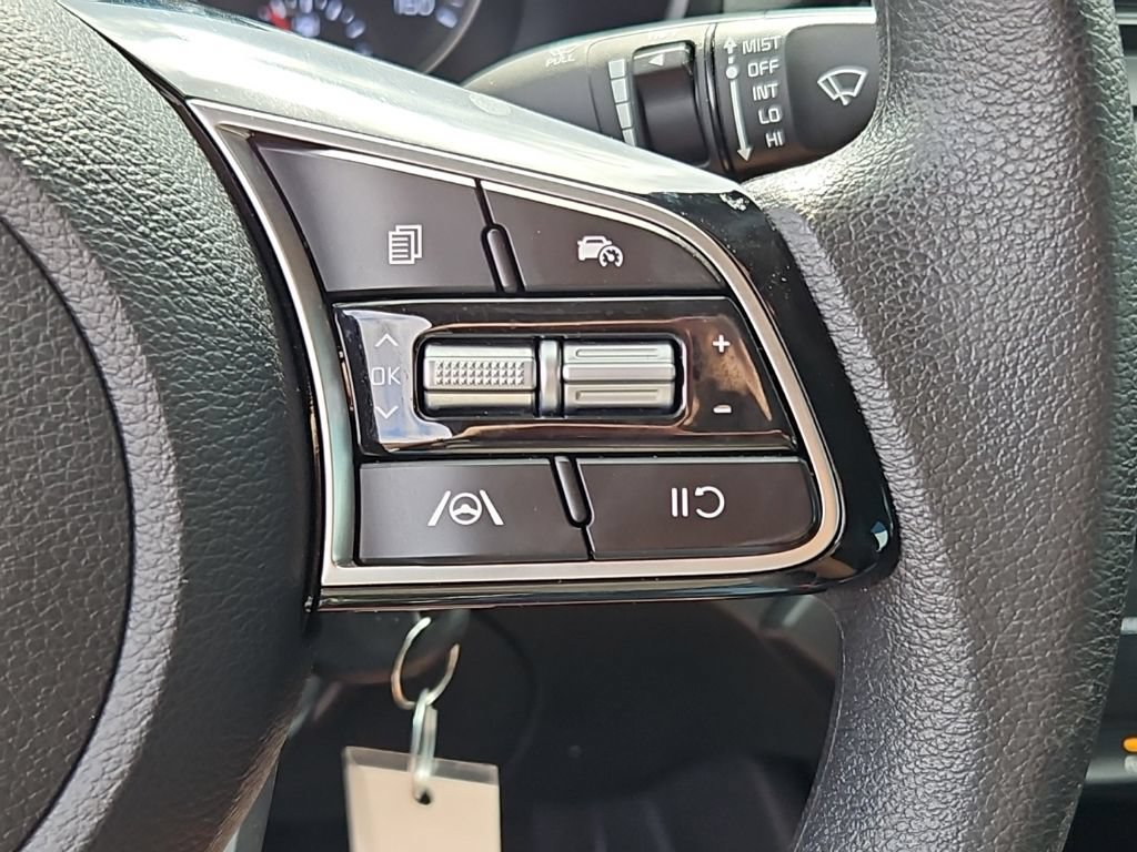 Used 2024 Kia Forte LXS w/ LXS Technology Package FWD image 11
