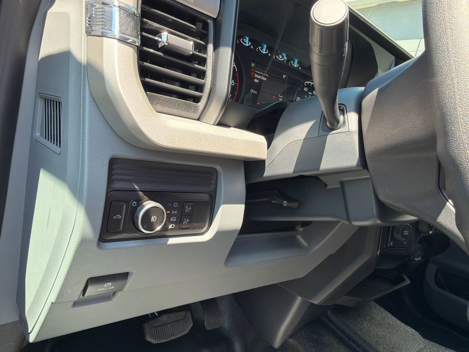 New 2026 Ford F250 XL w/ XL Chrome Package image 36