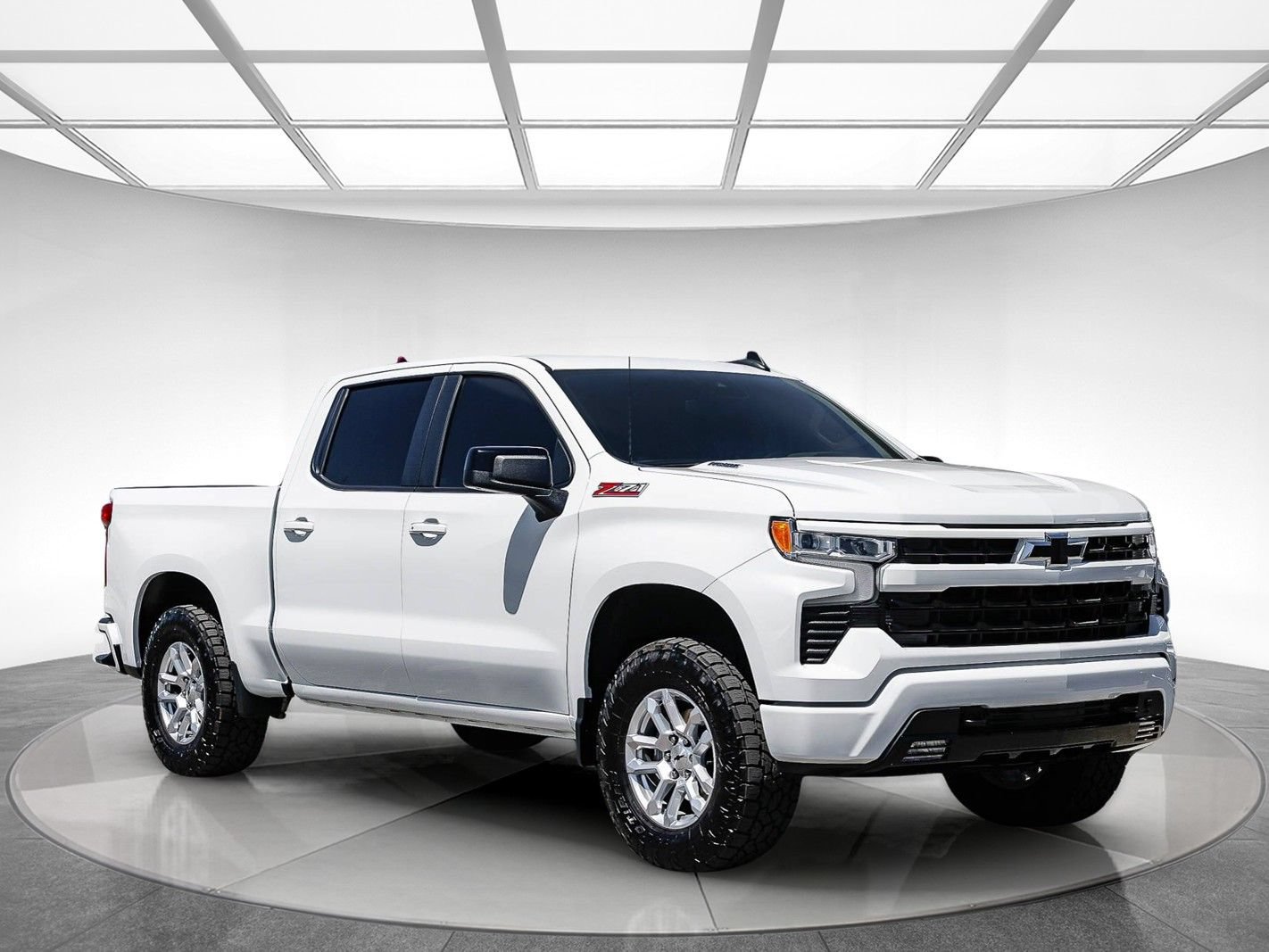 Used 2024 Chevrolet Silverado 1500 RST w/ Z71 Off-Road Package AWD/4WD image 5