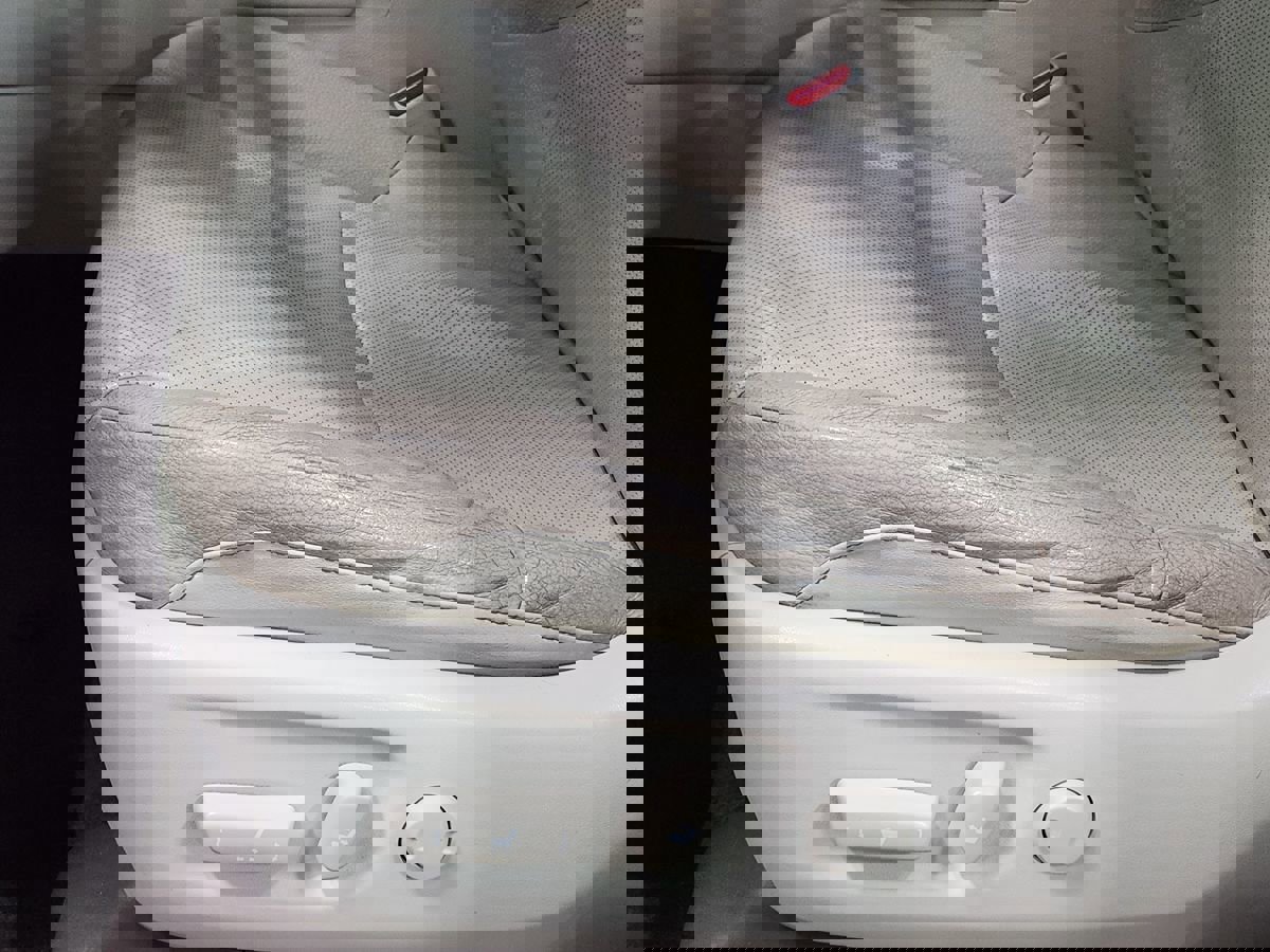 Used 2015 Lexus GX 460 w/ Premium Package image 44