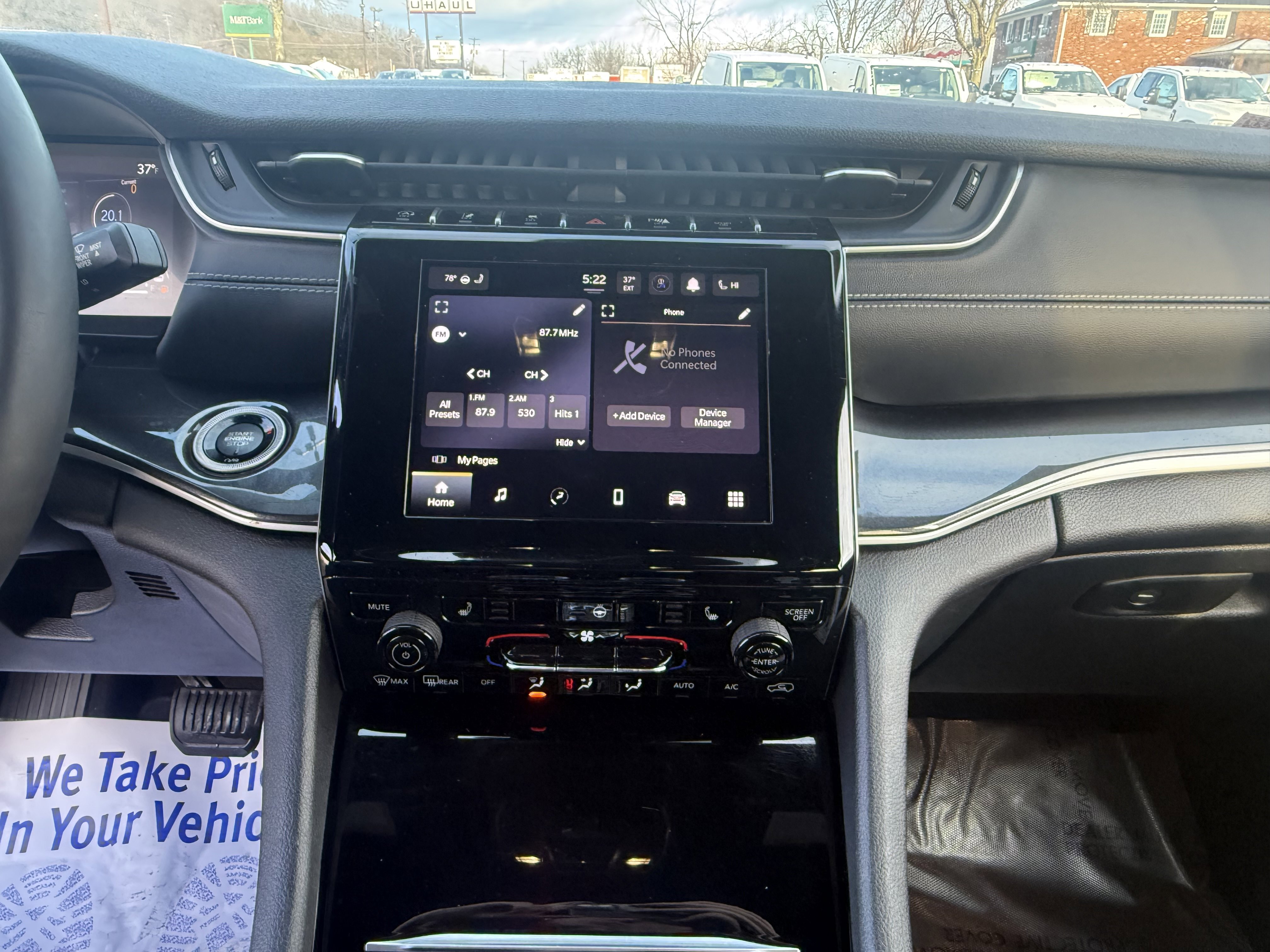 Used 2023 Jeep Grand Cherokee Altitude image 14