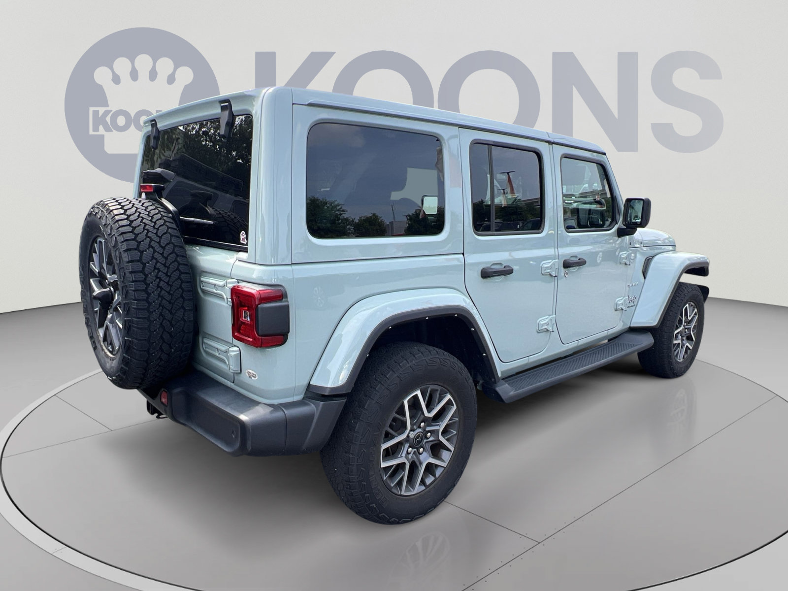 Used 2024 Jeep Wrangler Unlimited Sahara w/ Technology Group AWD/4WD image 5