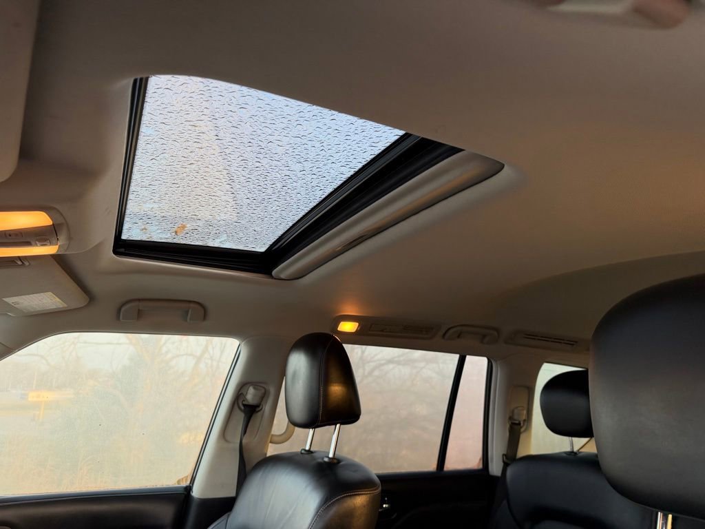 Used 2018 INFINITI QX80 4WD w/ Driver Assistance Package image 10