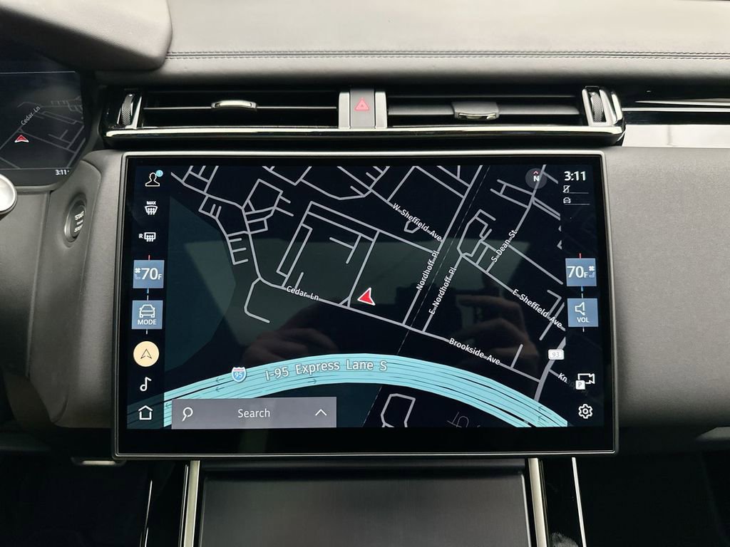 Certified 2026 Land Rover Range Rover Velar Dynamic SE AWD/4WD image 29