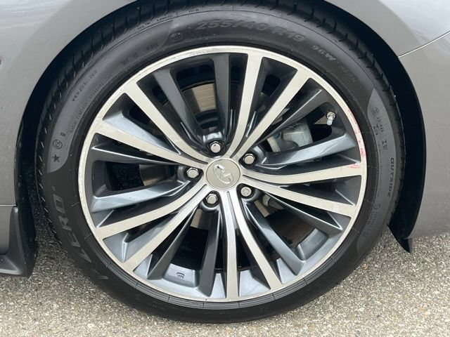 Certified 2019 INFINITI Q60 3.0t Luxe w/ Essential Package RWD image 30