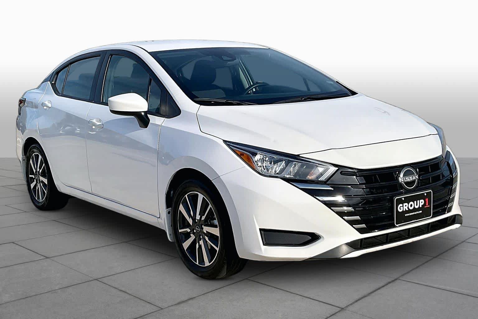 Used 2024 Nissan Versa SV w/ Trunk Package FWD image 3