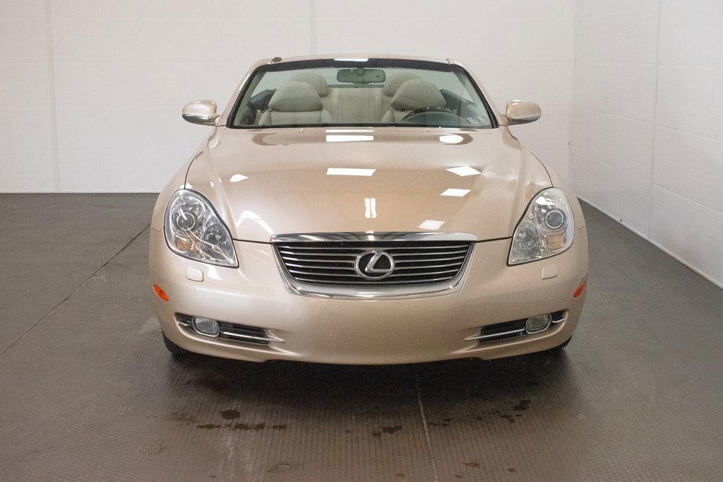Used 2008 Lexus SC 430 Convertible RWD image 2