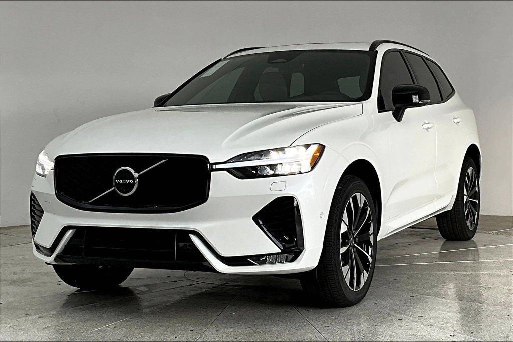 New 2026 Volvo XC60 B5 Plus w/ Protection Package Premier AWD/4WD image 2