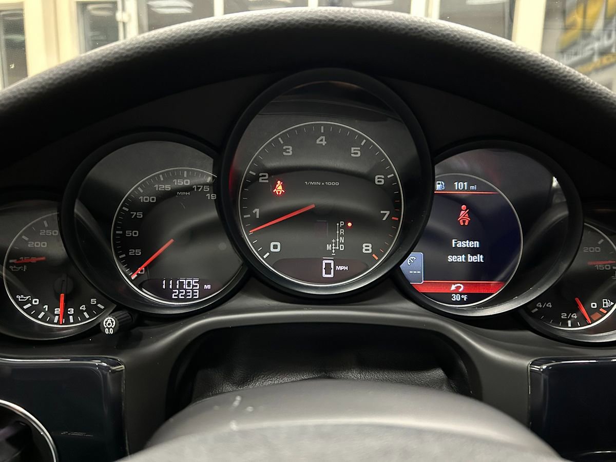 Used 2012 Porsche Panamera 4 image 39