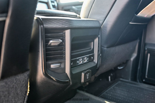 Used 2024 RAM 5500 4x4 Crew Cab image 41