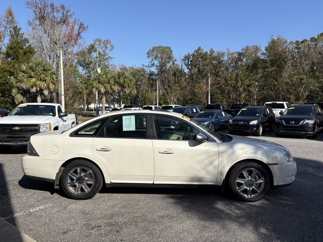 Used 2009 Mercury Sable Premier image 6