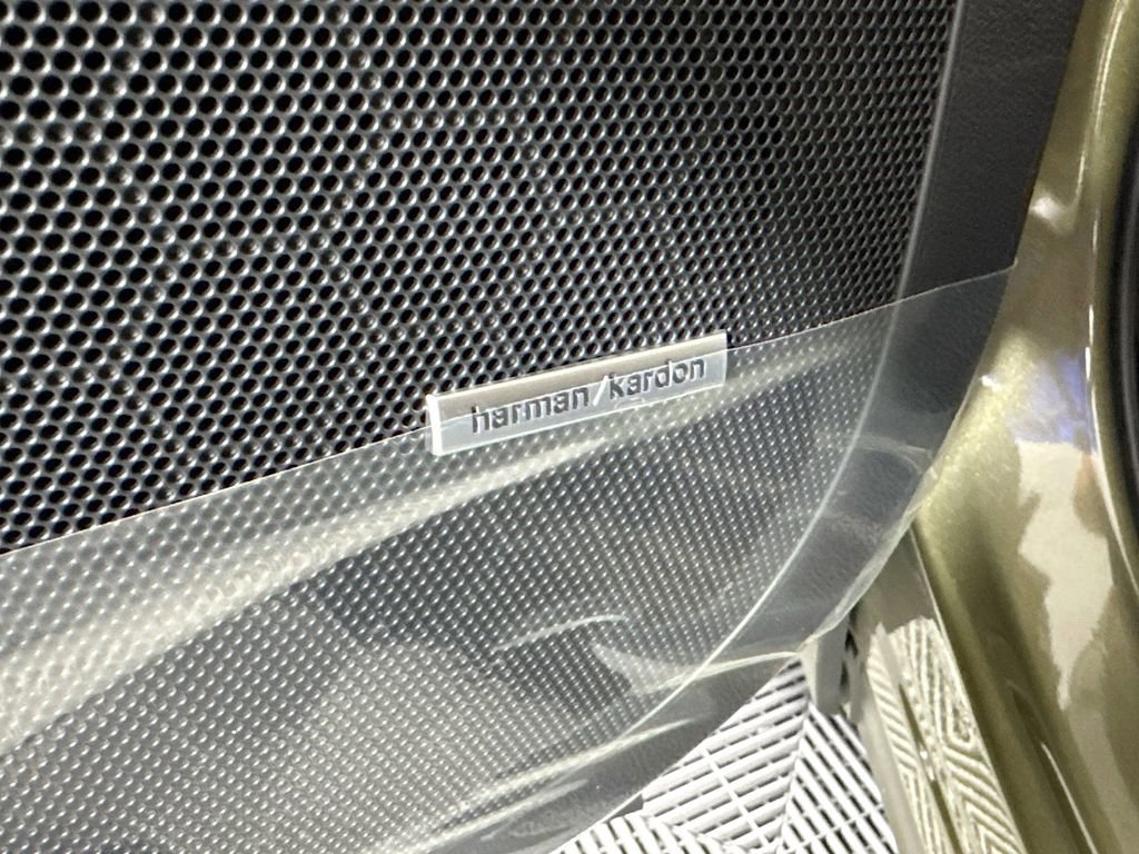 Used 2025 Subaru Ascent Touring image 18