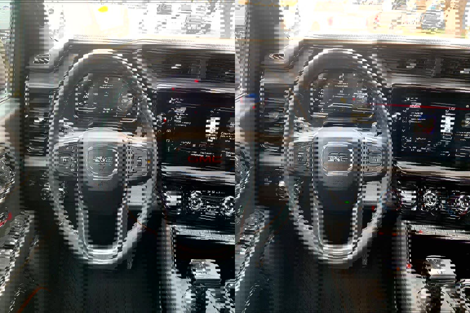 Used 2024 GMC Sierra 1500 AT4 w/ Technology Package image 6