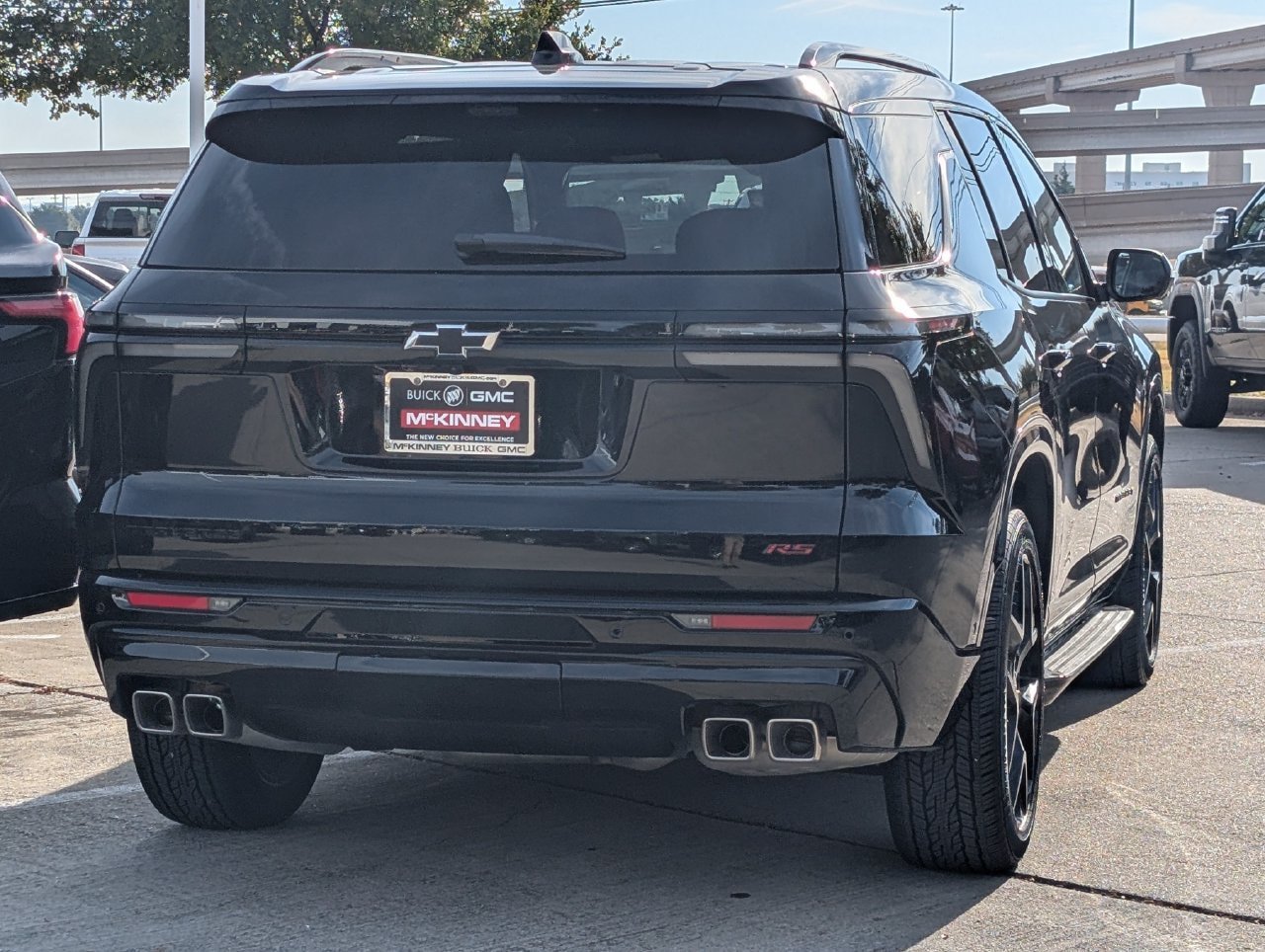 Used 2026 Chevrolet Traverse RS w/ LPO, Floor Liner Package FWD image 4