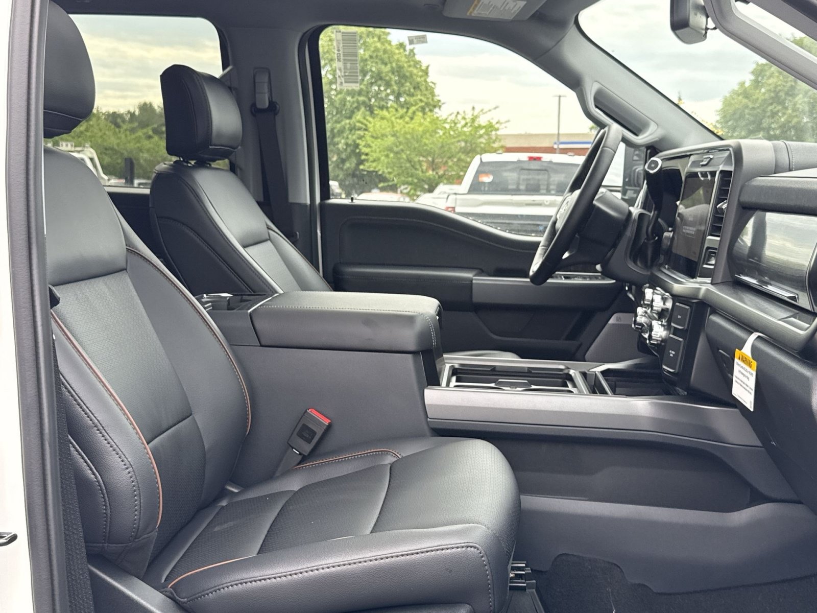 New 2026 Ford F250 Lariat w/ Black Appearance Package AWD/4WD image 33