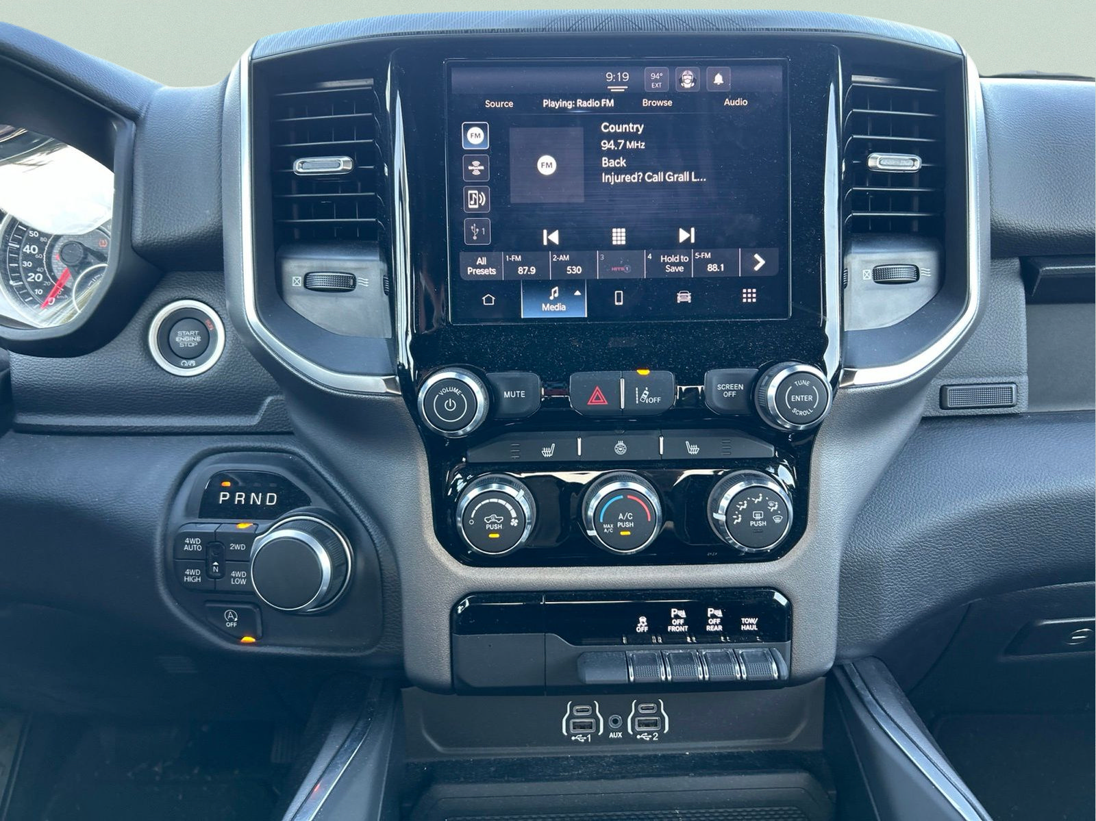 Certified 2025 RAM 1500 Big Horn AWD/4WD image 17