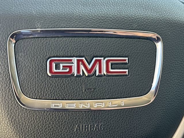 Used 2021 GMC Canyon Denali image 27