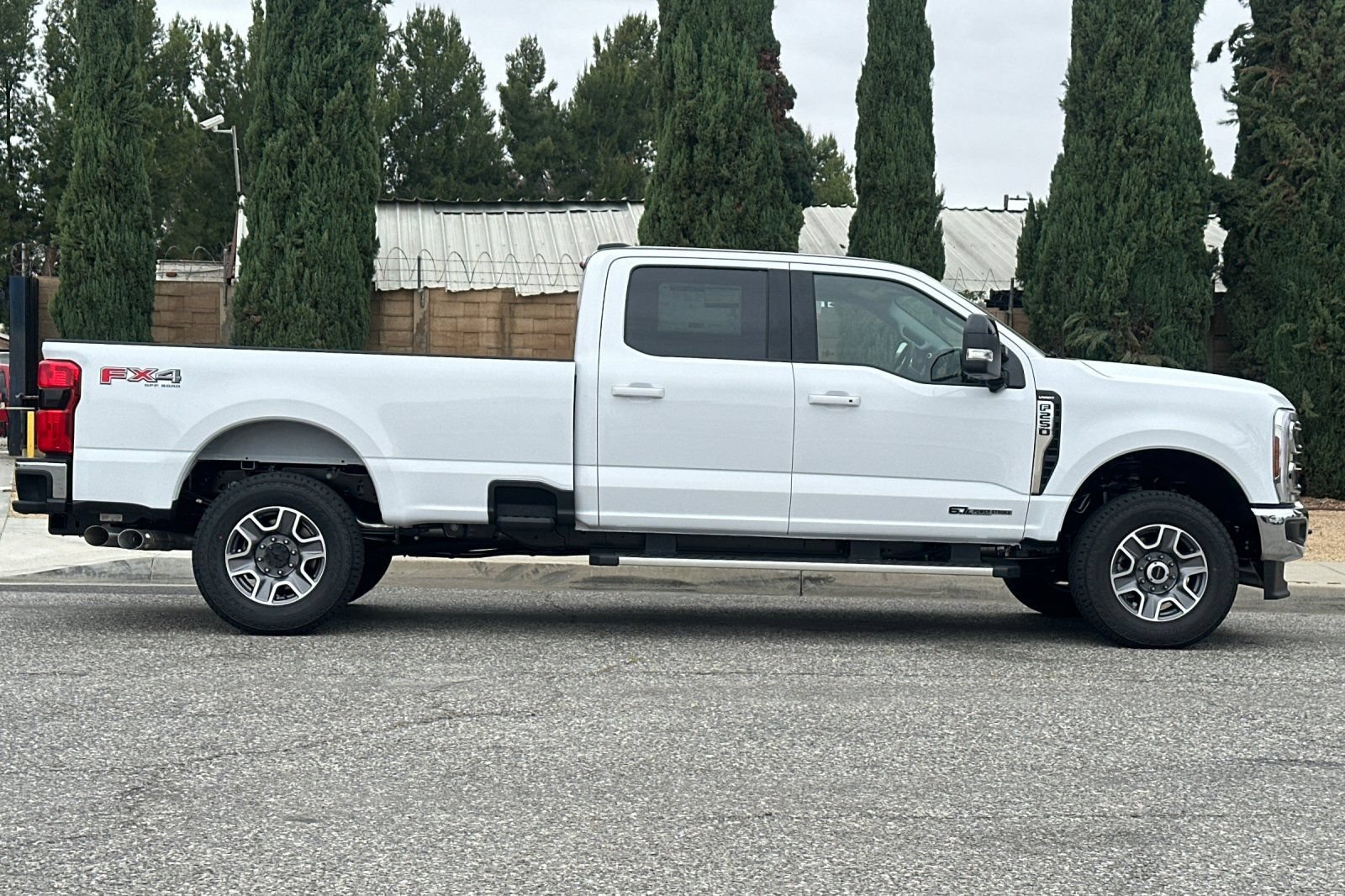 New 2026 Ford F250 Lariat AWD/4WD image 3