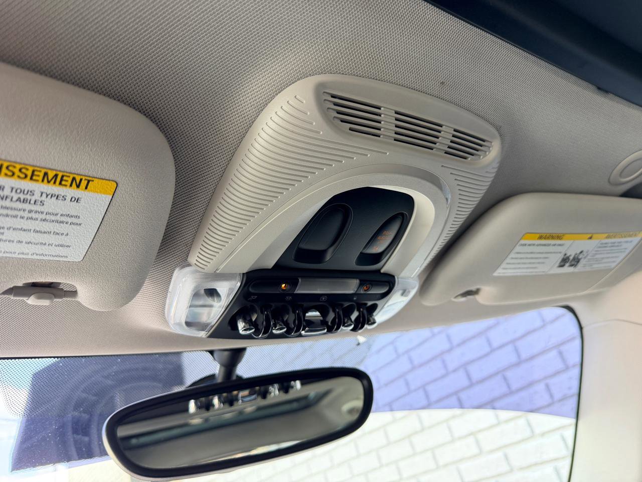 Used 2019 MINI Cooper 4-Door Hardtop image 37