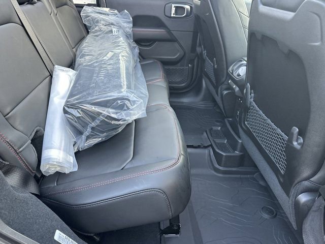 New 2026 Jeep Wrangler Unlimited Rubicon image 15