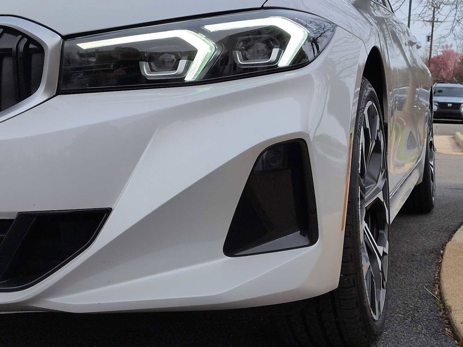 Used 2025 BMW 330i xDrive Sedan w/ Convenience Package image 11