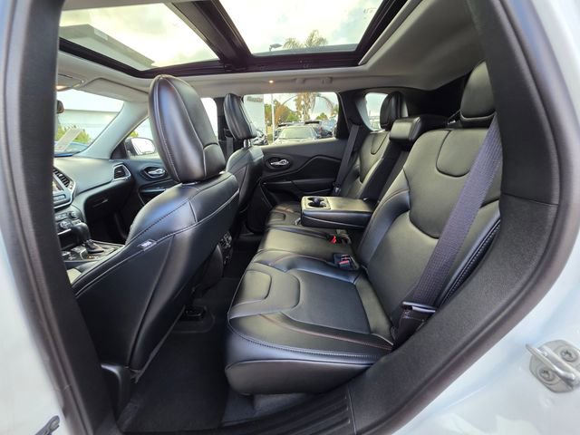 Used 2022 Jeep Cherokee Trailhawk w/ Sun, Sound & Nav Group image 18