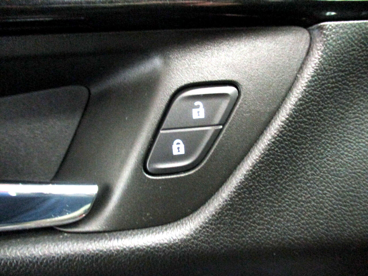 Used 2024 Chevrolet TrailBlazer RS w/ Convenience Package image 17