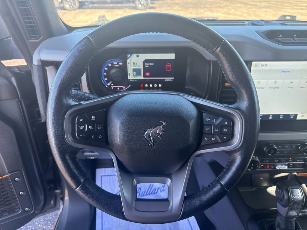 Used 2022 Ford Bronco Badlands image 3