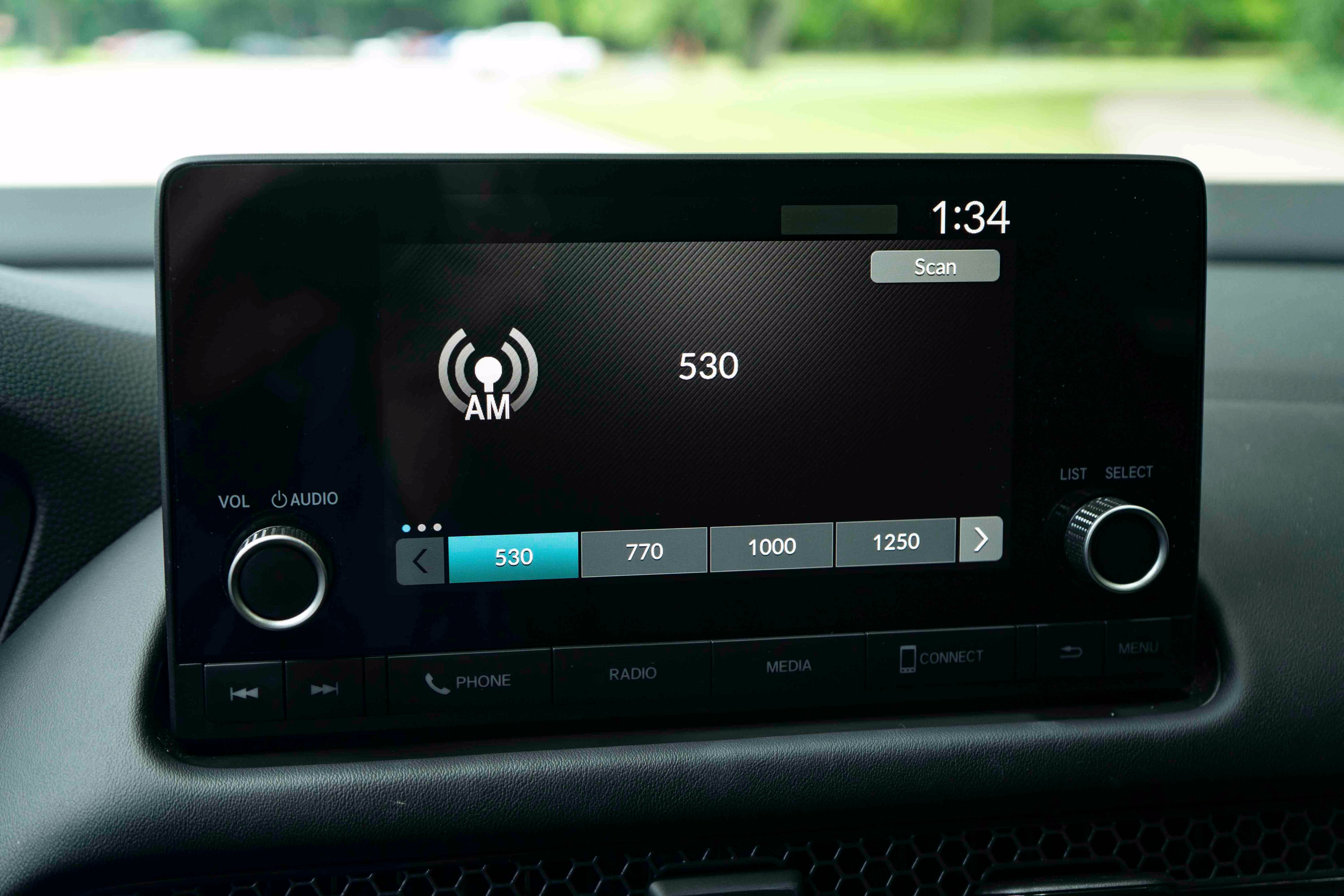 Certified 2025 Honda HR-V Sport image 31