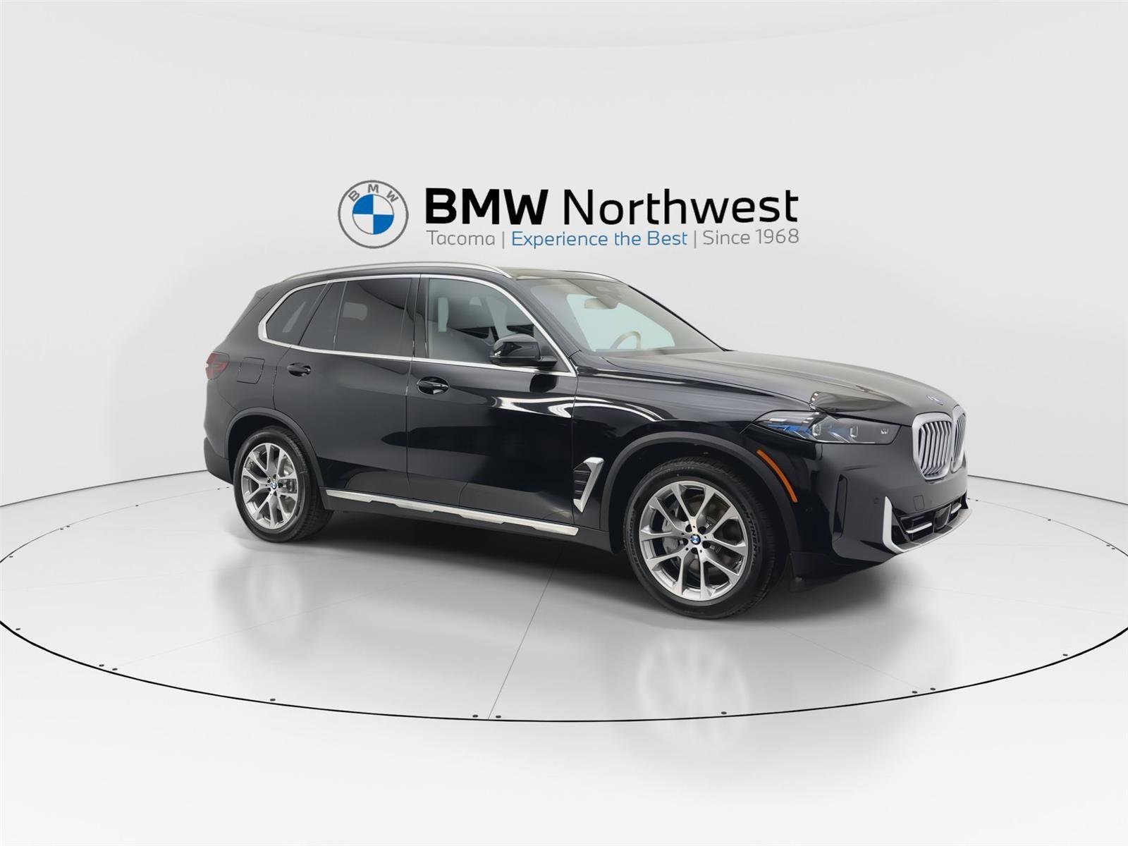 Used 2026 BMW X5 xDrive50e w/ Climate Comfort Package image 5