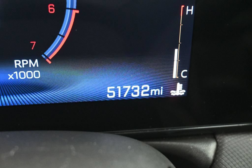 Used 2025 Chevrolet TrailBlazer LT AWD/4WD image 37