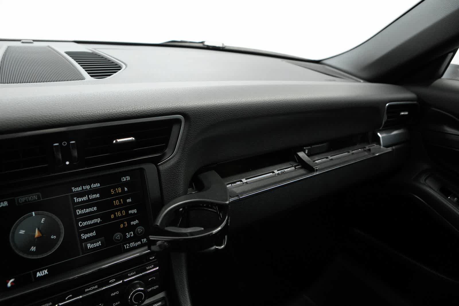 Certified 2016 Porsche 911 Carrera RWD image 27