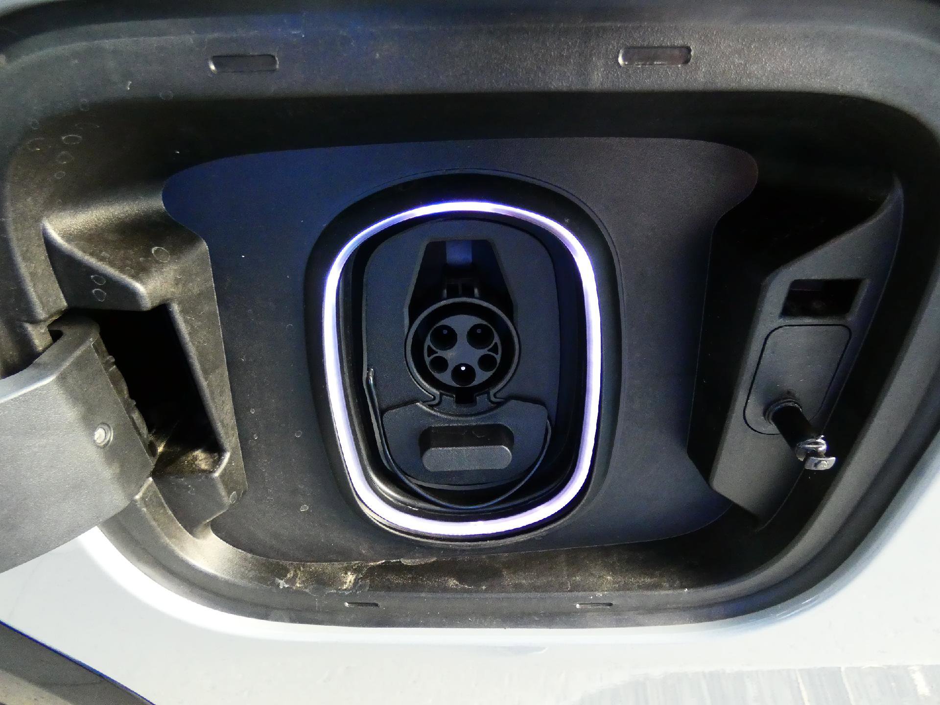 New 2025 GMC Sierra EV Denali image 16