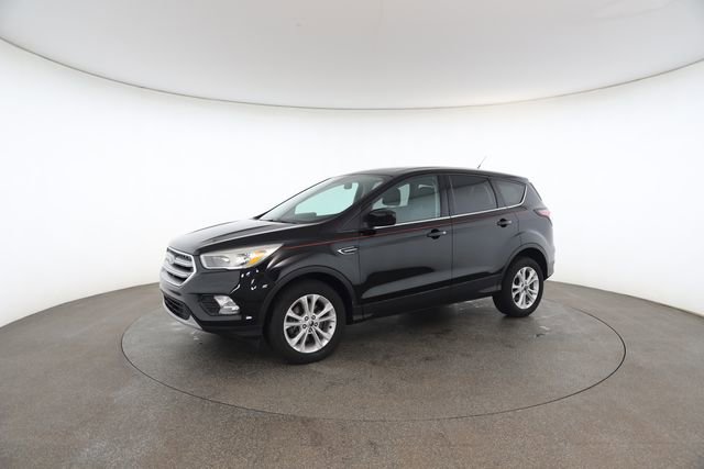 Used 2017 Ford Escape SE image 4
