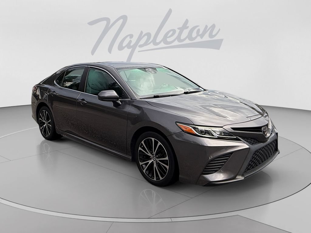 Used 2019 Toyota Camry SE FWD image 8