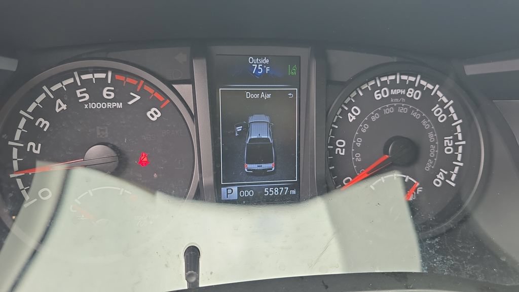 Used 2021 Toyota Tacoma SR AWD/4WD image 26