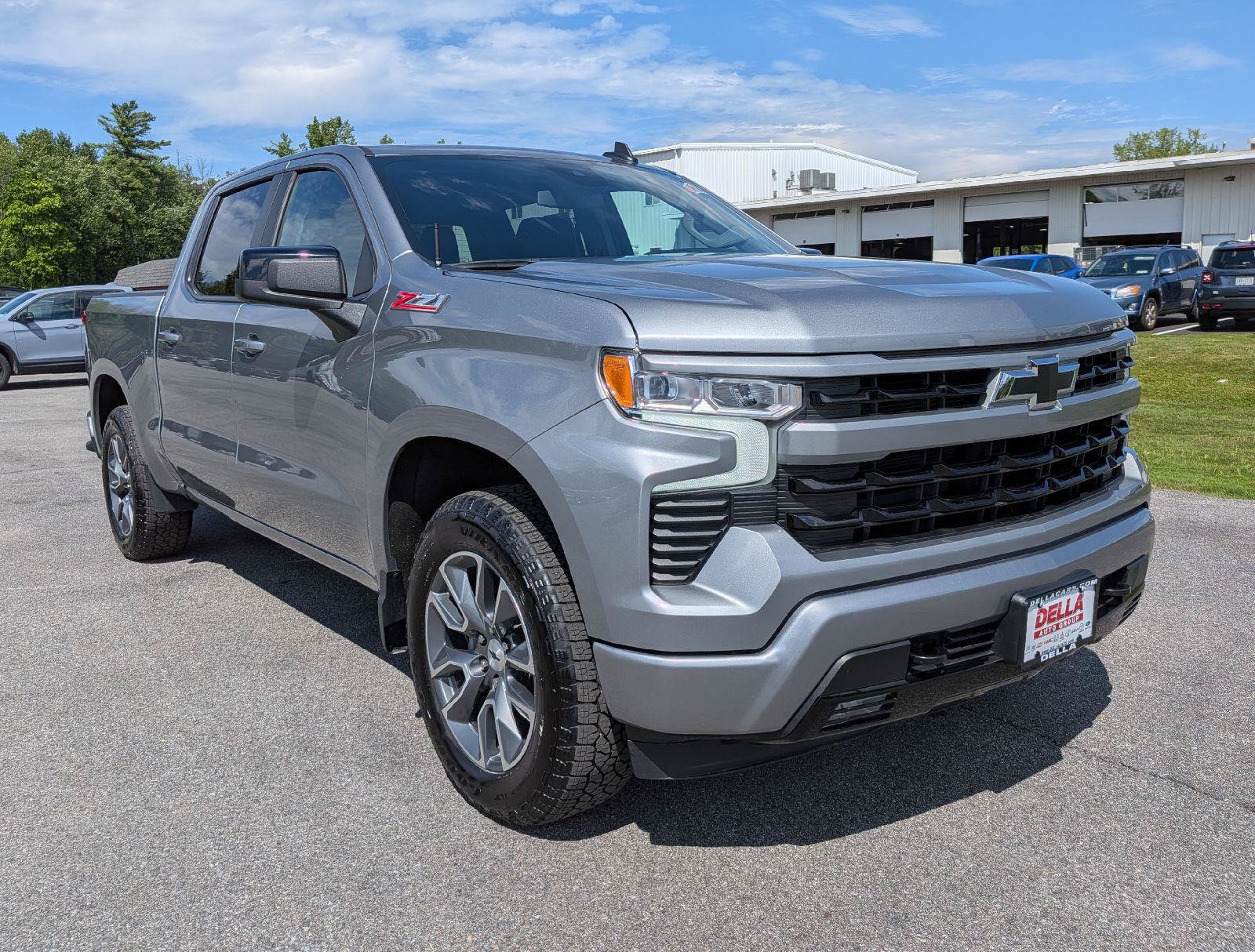 Used 2025 Chevrolet Silverado 1500 RST AWD/4WD image 3