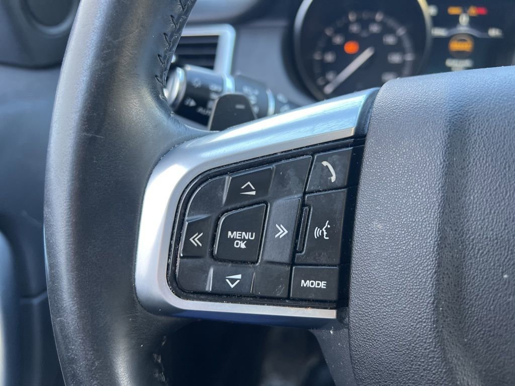 Used 2018 Land Rover Discovery Sport HSE image 18