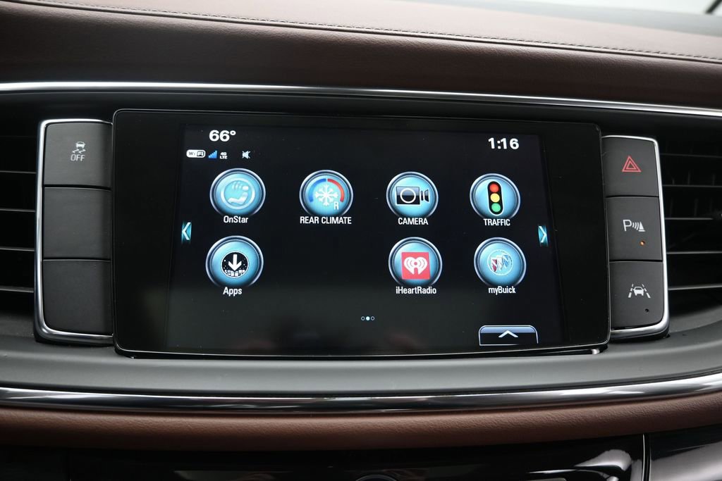 Used 2018 Buick Enclave Avenir FWD image 27