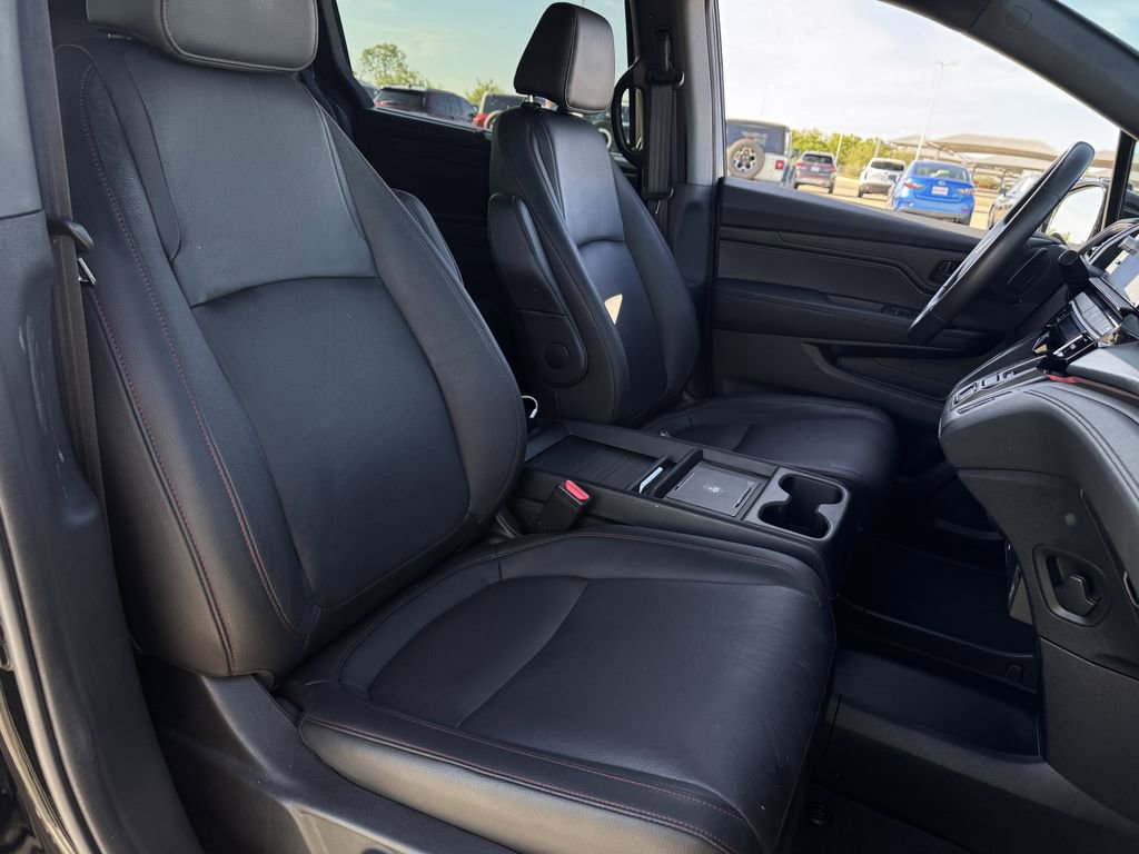 Used 2025 Honda Odyssey Sport-L image 27