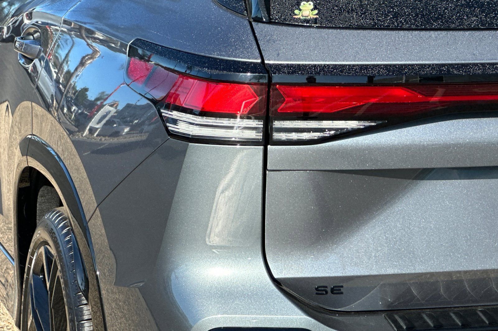 New 2026 Volkswagen Tiguan SE R-Line image 24