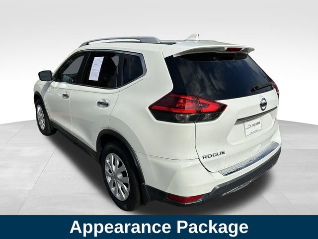 Used 2017 Nissan Rogue S w/ Appearance Package image 3